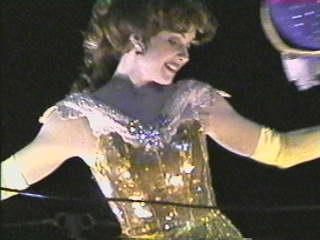 File:Belle fantasmic hm.jpg